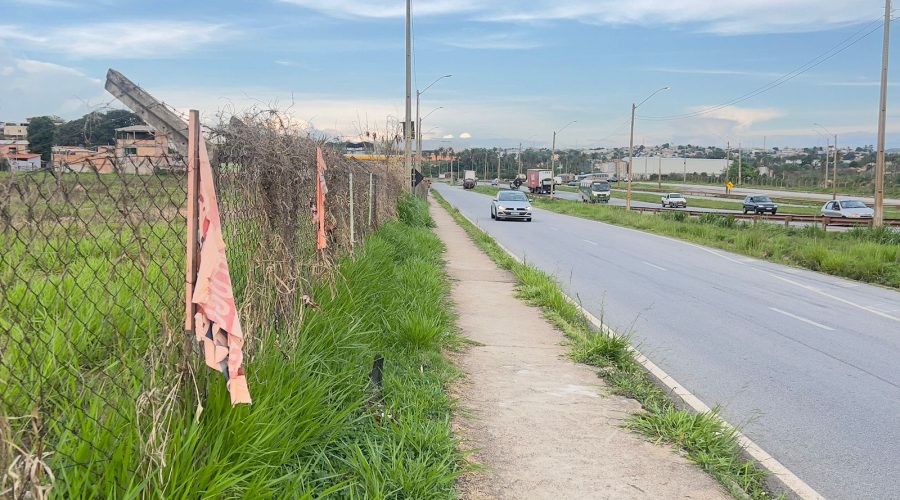 Terreno Industrial de 15.800m² à Venda – Margens da BR-262, Betim/MG