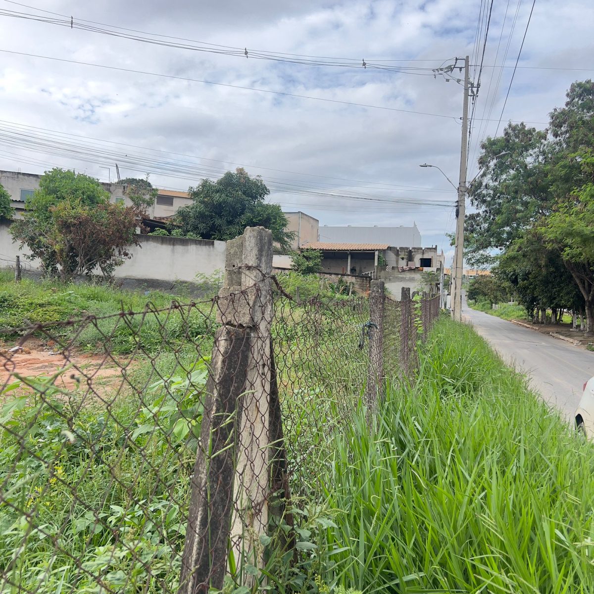 Lote de 440m² às Margens da BR-381