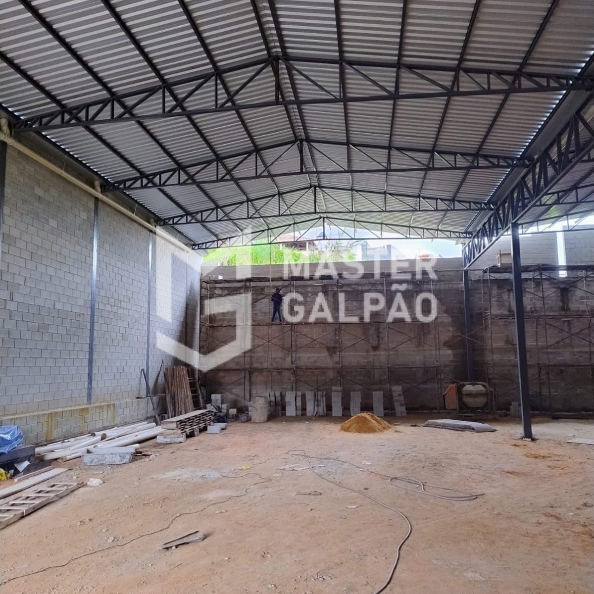 Galpão de 660m² | Arvoredo 2ª Seção - Contagem/MG