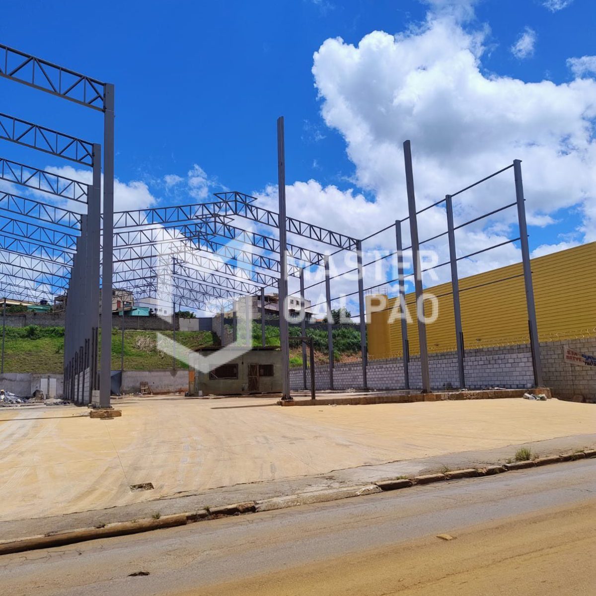 Locação de Galpões Industriais – 1.000m² ou 2.000m²