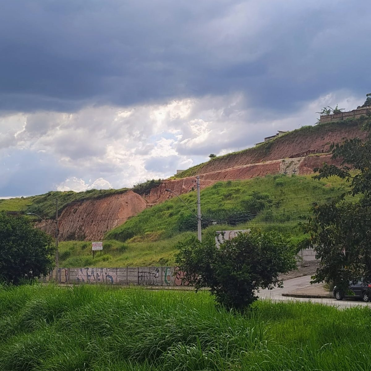 Terreno de 75.936m² em Frente ao SESI