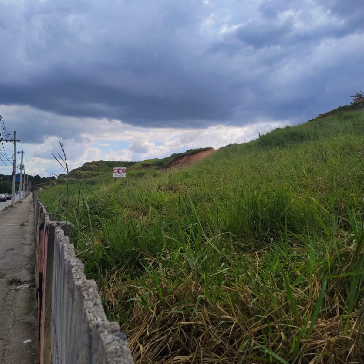 Terreno de 75.936m² em Frente ao SESI