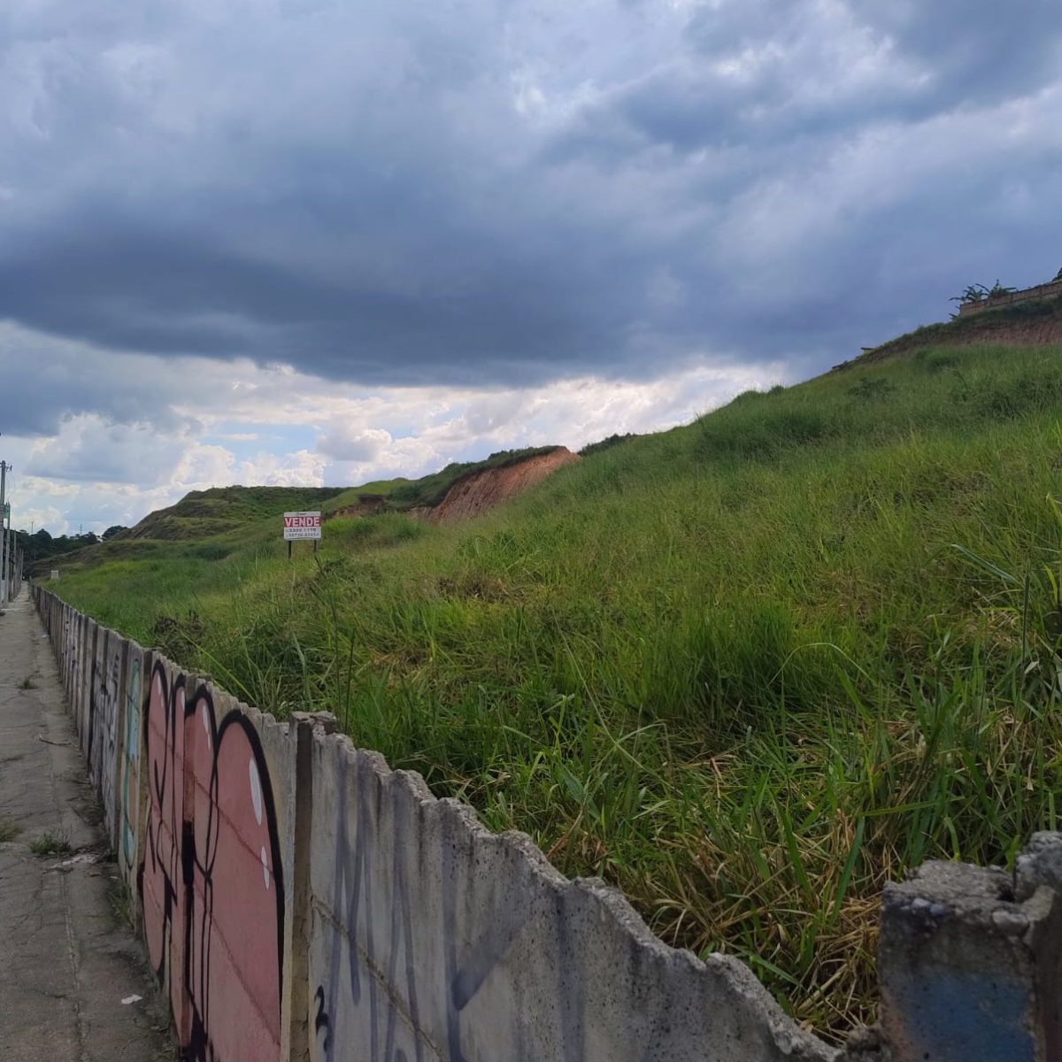 Terreno de 75.936m² em Frente ao SESI