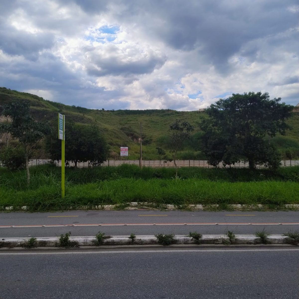 Terreno de 75.936m² em Frente ao SESI