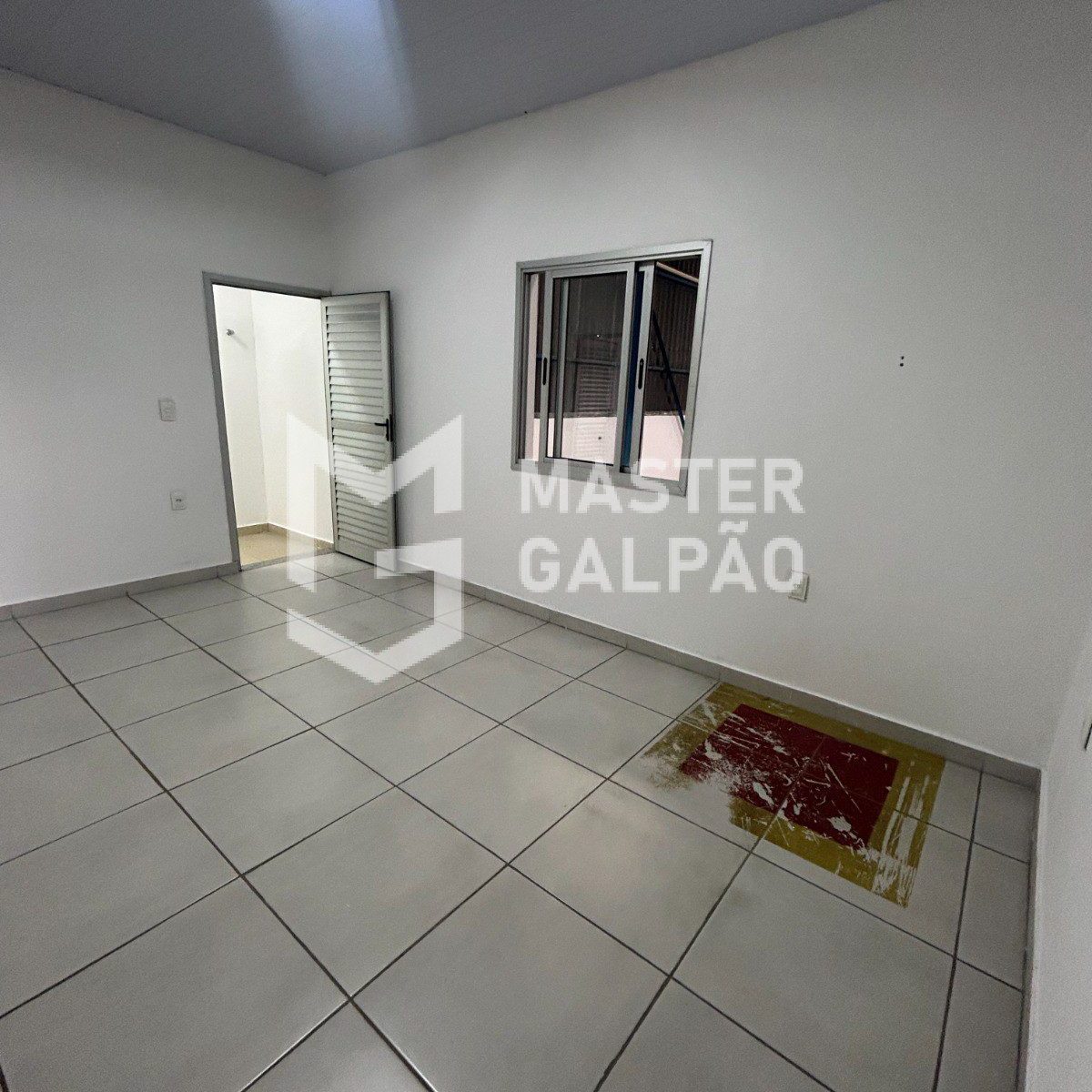 Galpão de 360m² para Alugar