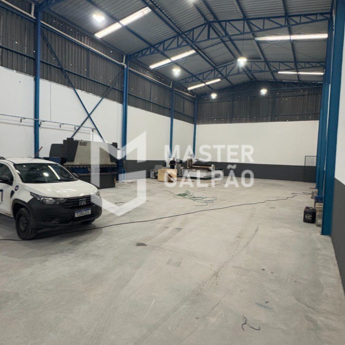 Galpão de 360m² para Alugar