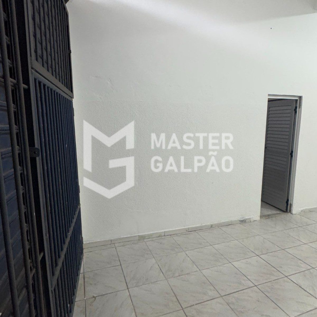 Galpão de 360m² para Alugar