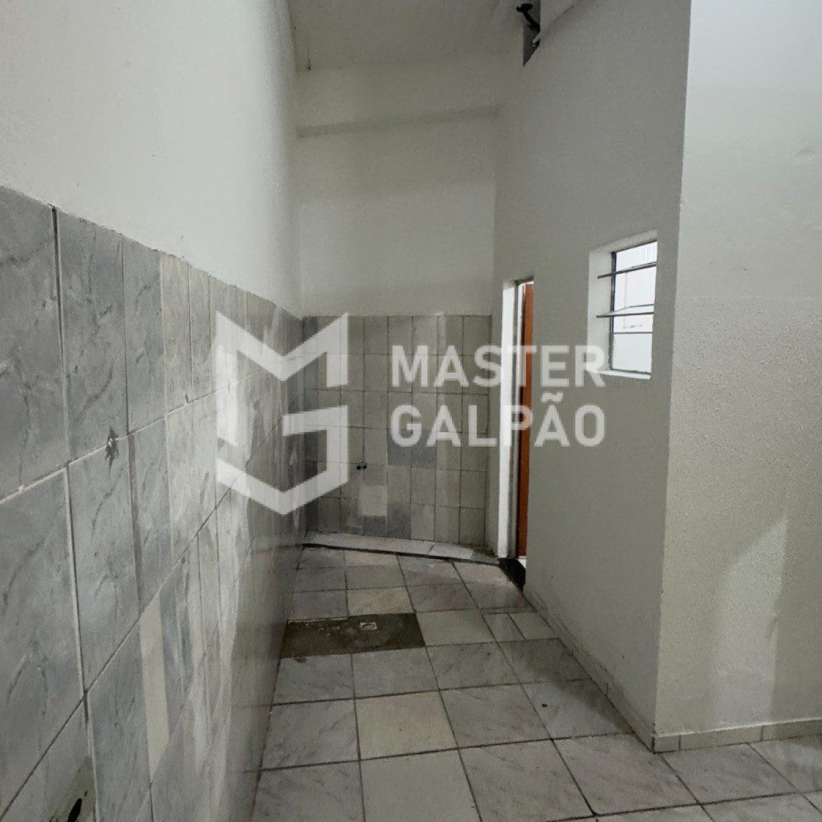 Galpão de 360m² para Alugar