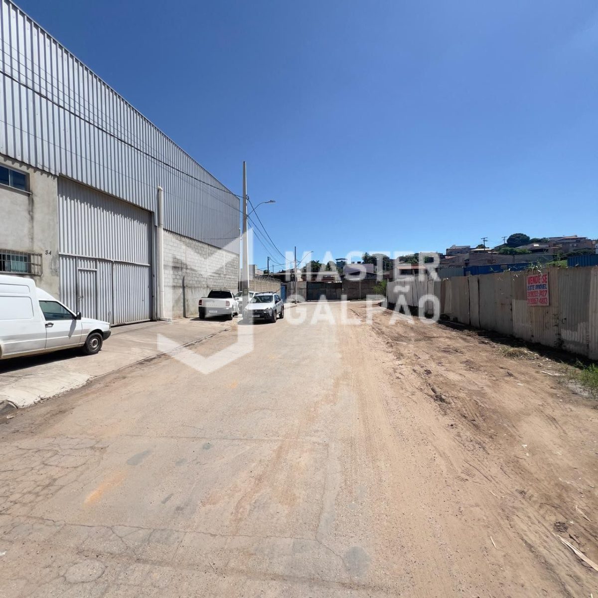 Galpão Industrial com Loja na Frente