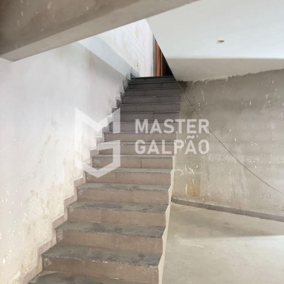 Galpão de 435m² para Alugar