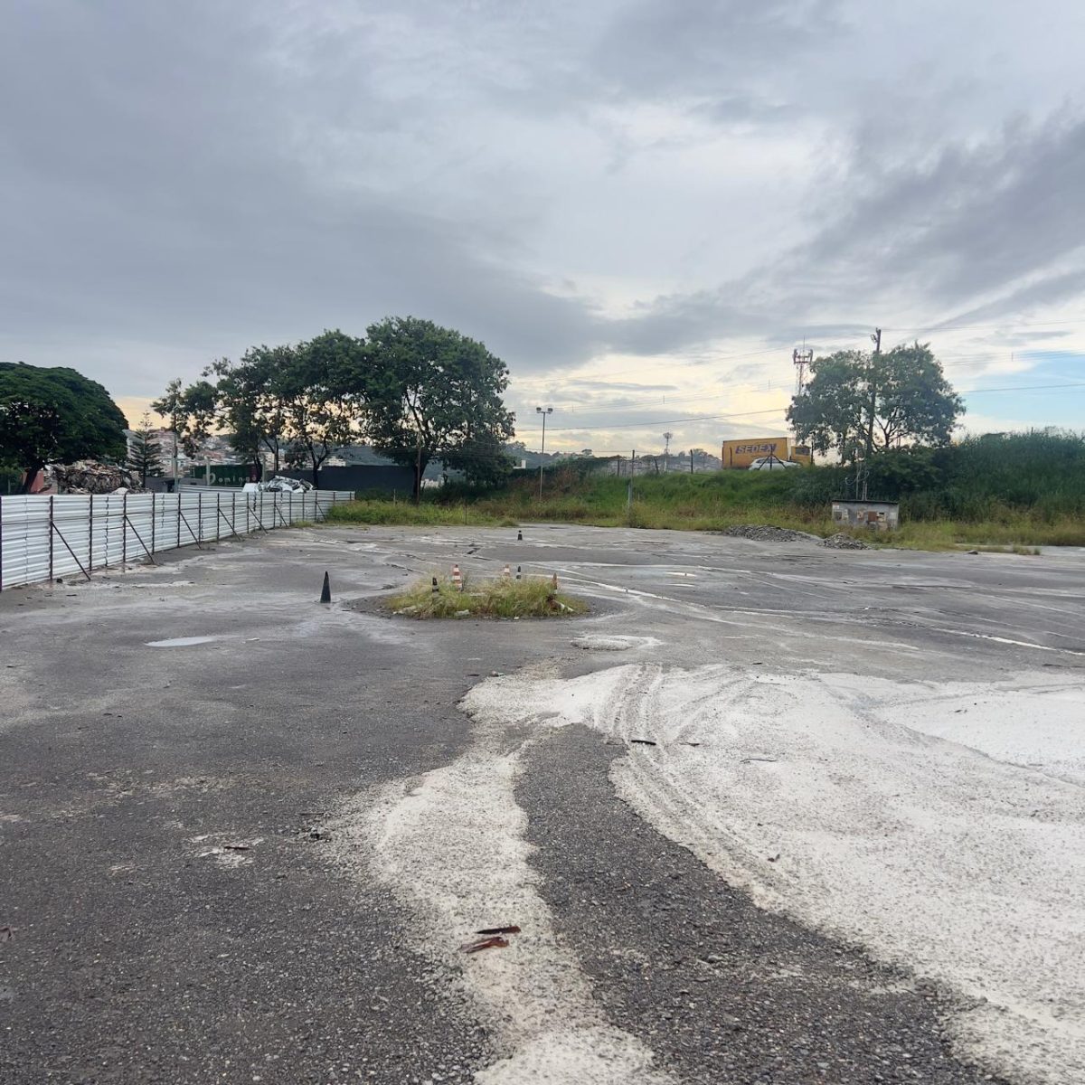 Área Comercial no Anel Rodoviário