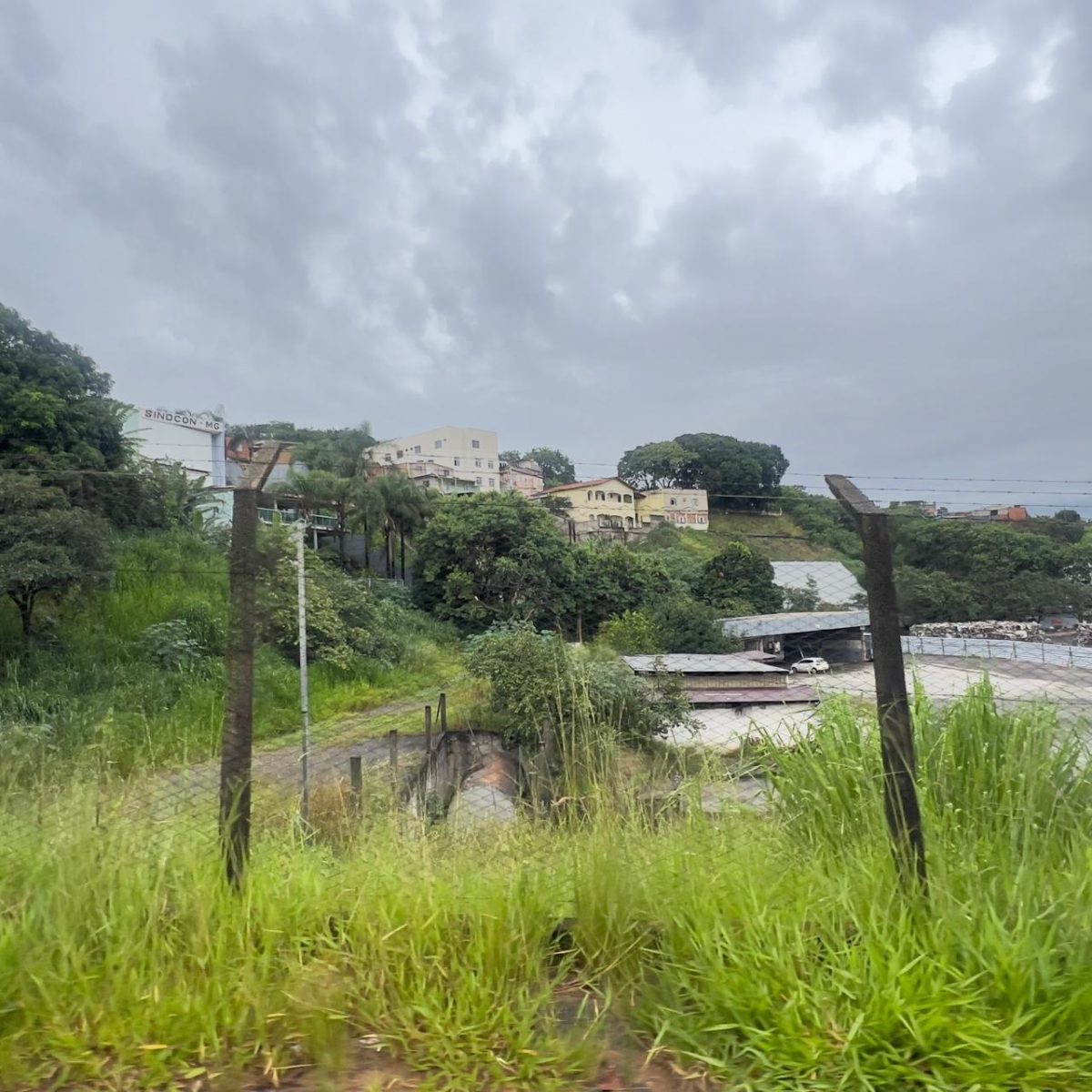 Área Comercial no Anel Rodoviário
