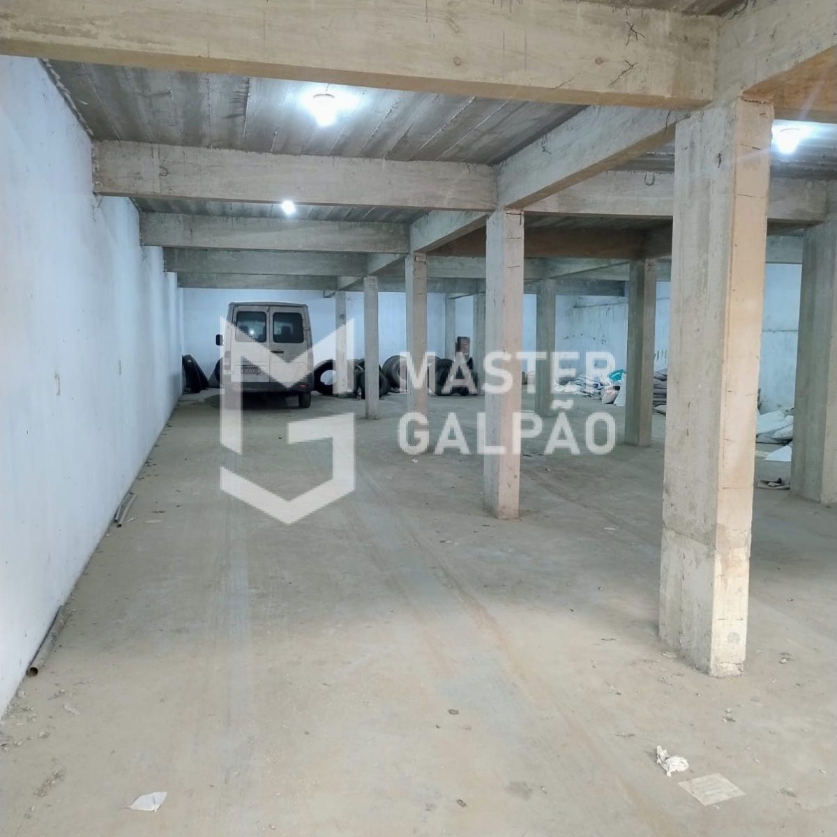 Galpão para Aluguel – 900m²