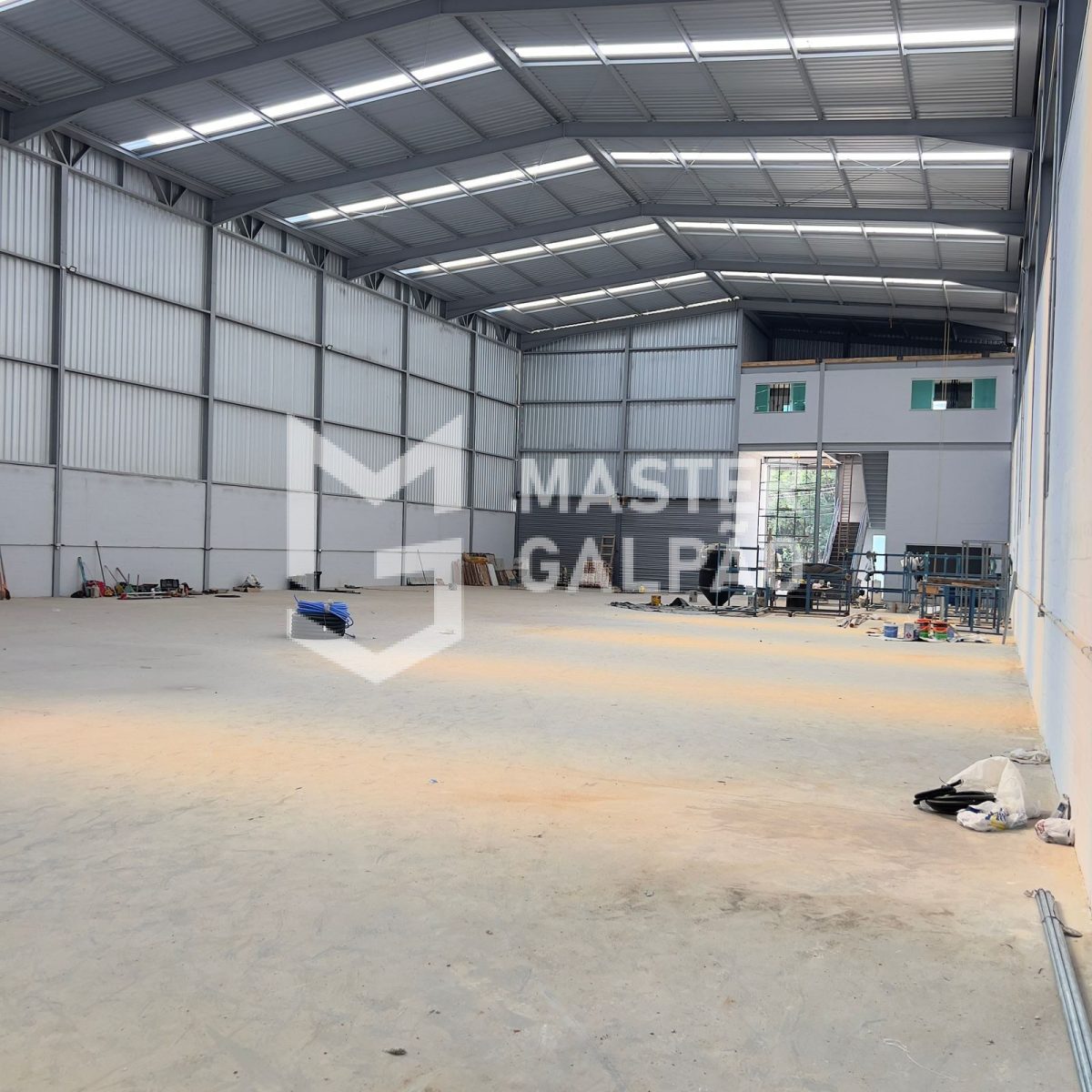 Galpão – 1.432m² com 2 docas Distrito Industrial Bandeirinhas – Betim/MG