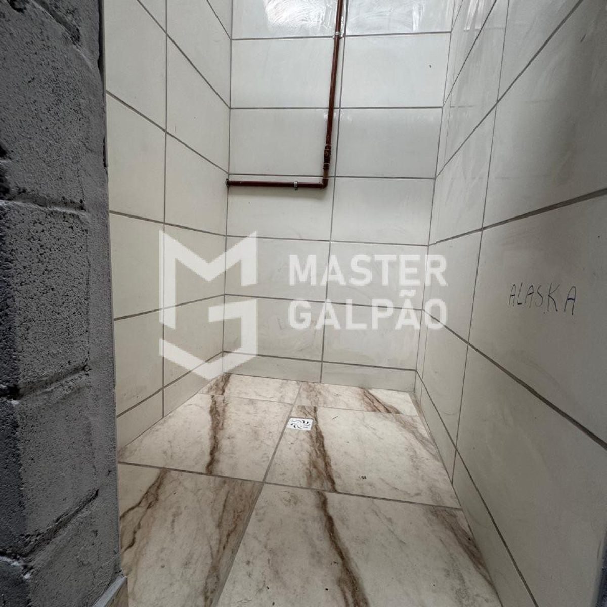 Galpão Industrial 340m² com trifásico - Contagem/MG