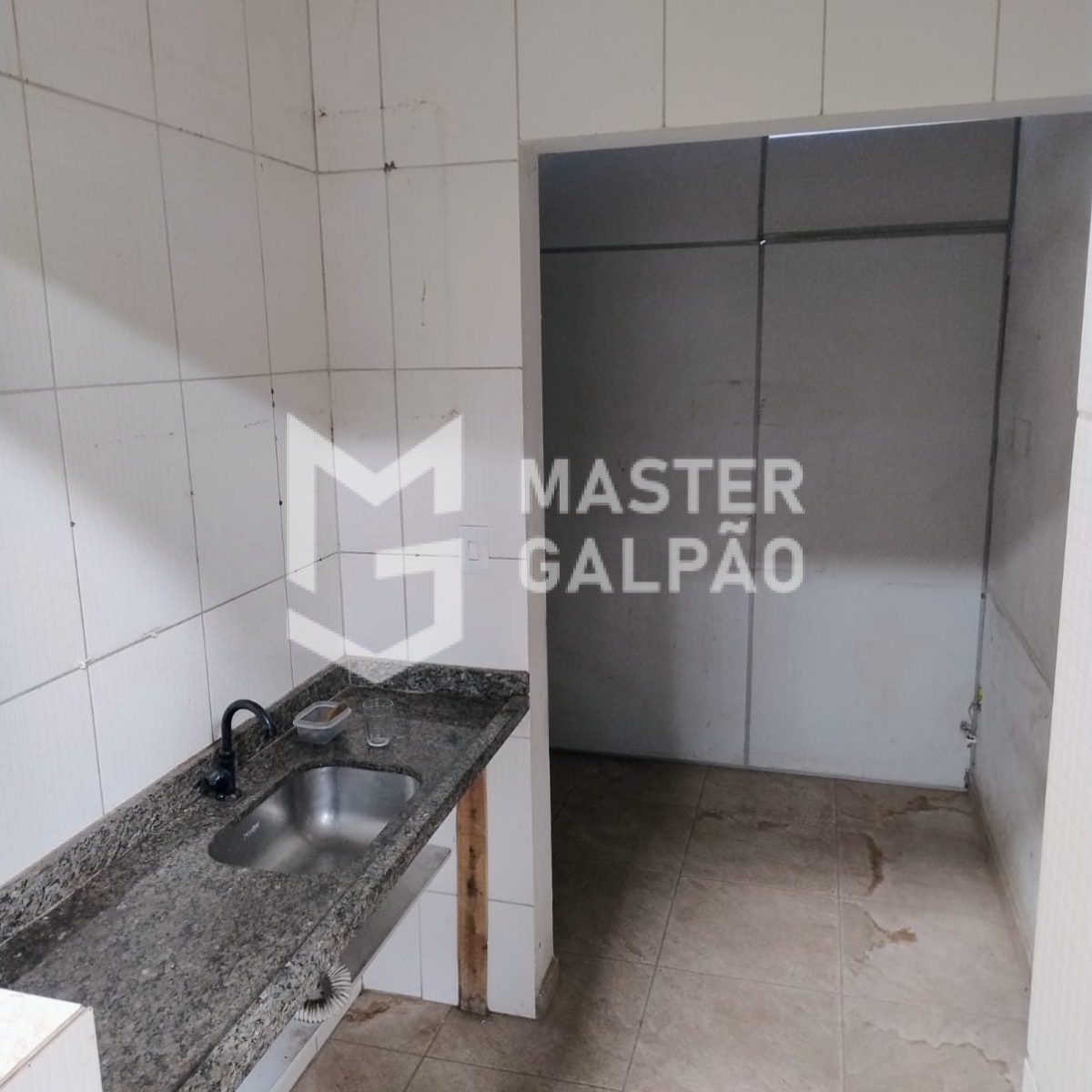 Galpão de 360m² | Jardim Industrial – Contagem/MG