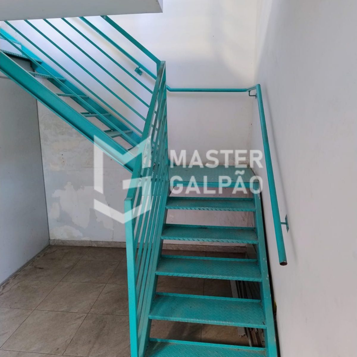 Galpão de 360m² | Jardim Industrial – Contagem/MG