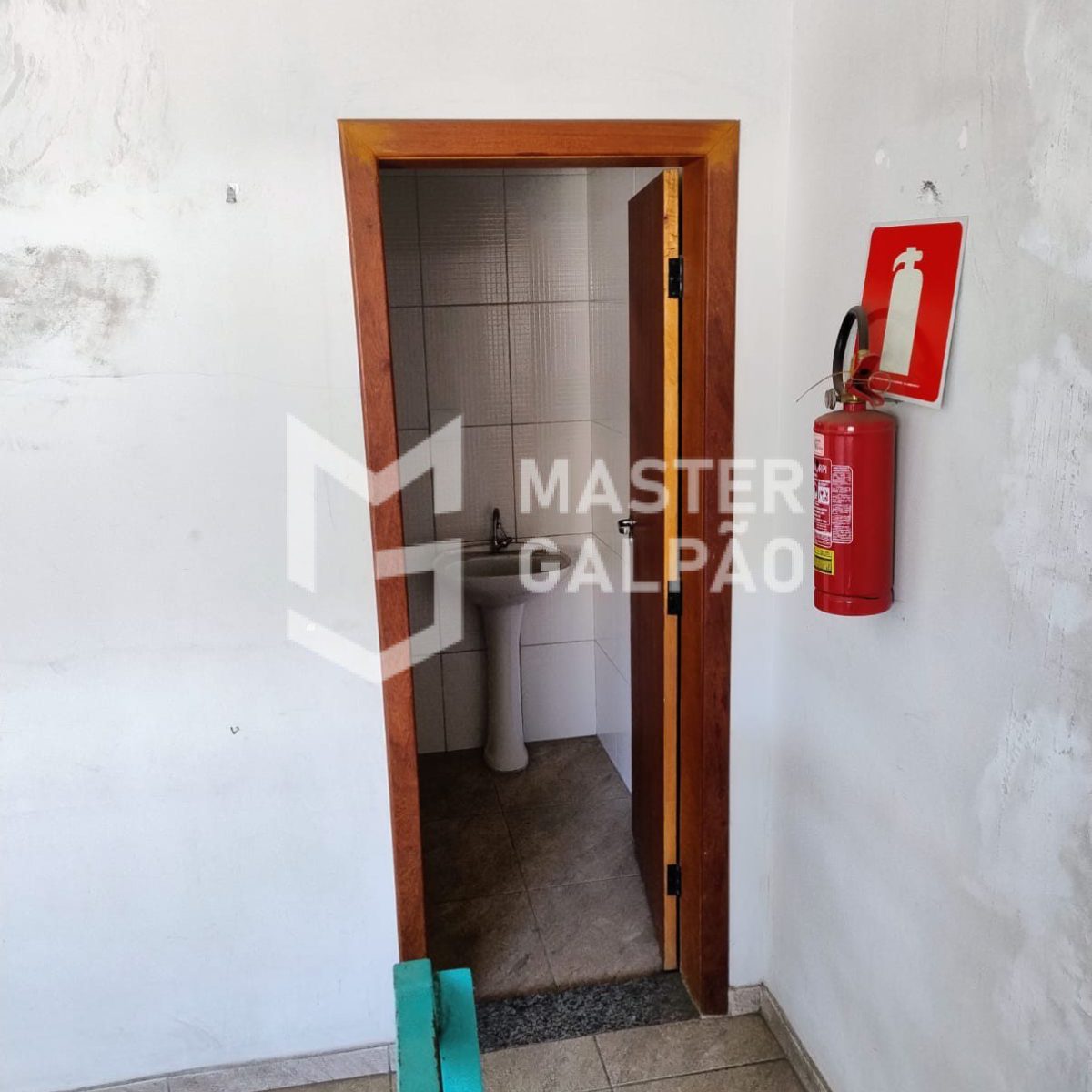 Galpão de 360m² | Jardim Industrial – Contagem/MG