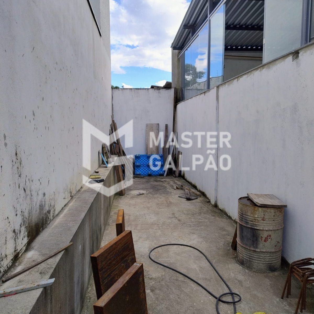 Galpão Comercial 400m² | Horto – Betim/MG