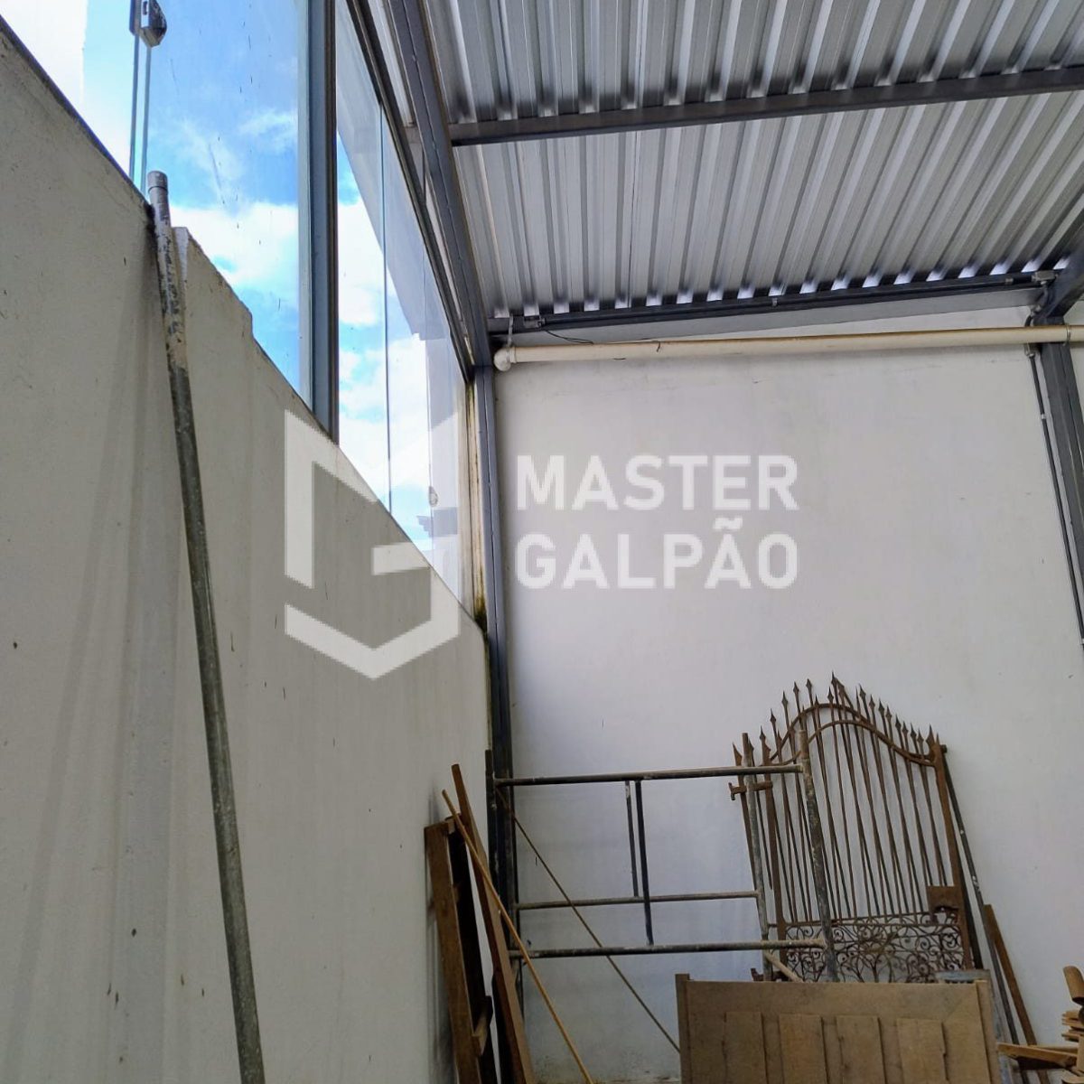 Galpão Comercial 400m² | Horto – Betim/MG