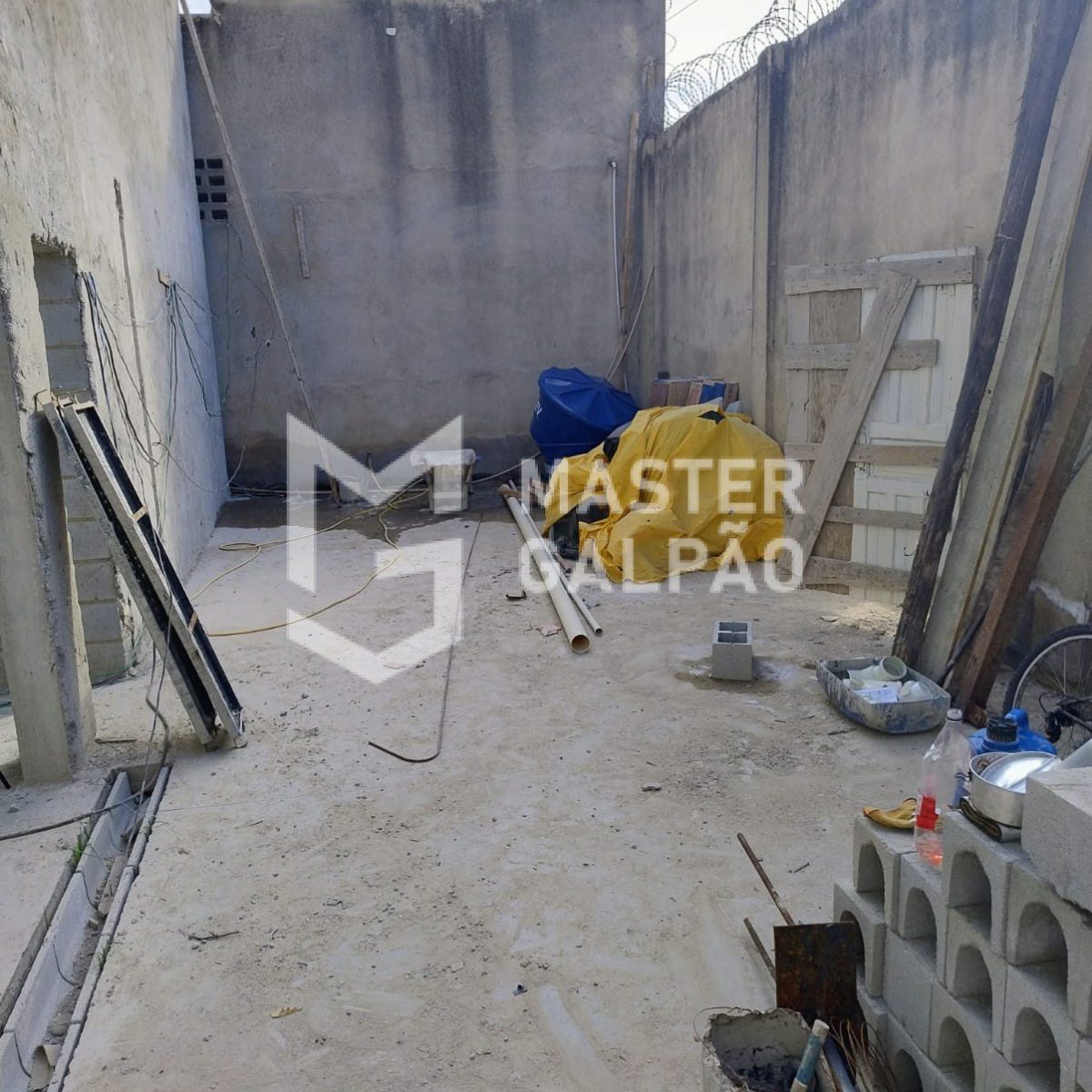 Galpão Comercial 890m² | Petrolândia – Contagem/MG