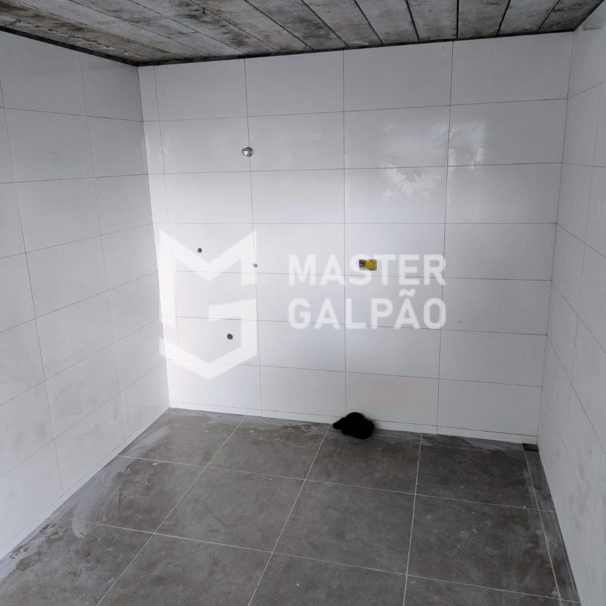 Galpão Comercial 890m² | Petrolândia – Contagem/MG
