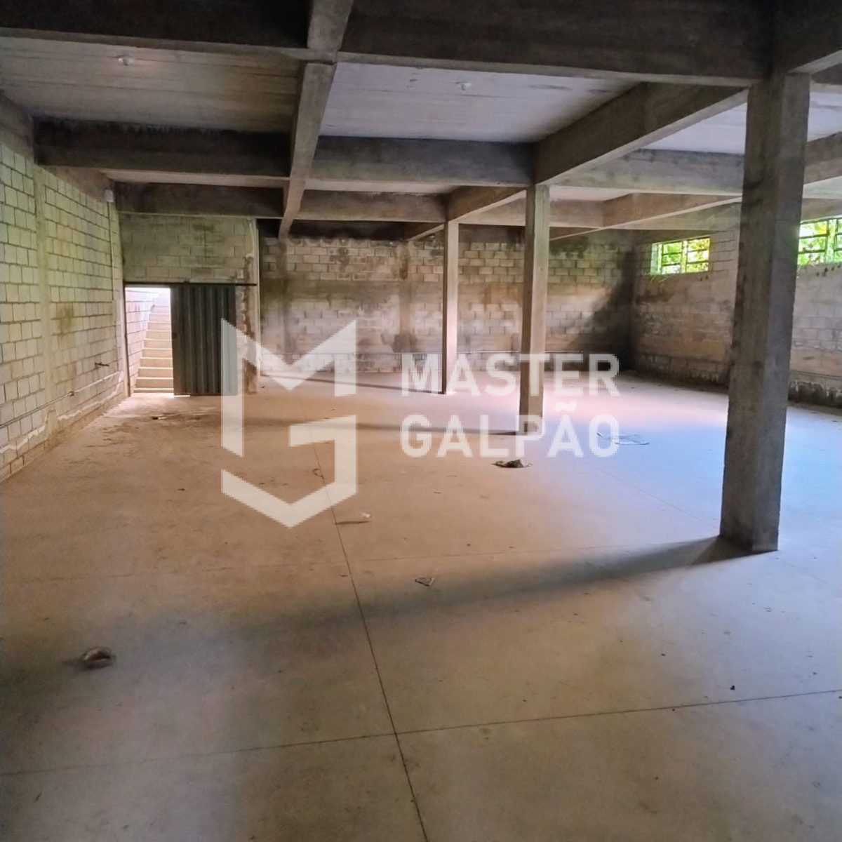 Galpão Comercial 890m² | Petrolândia – Contagem/MG