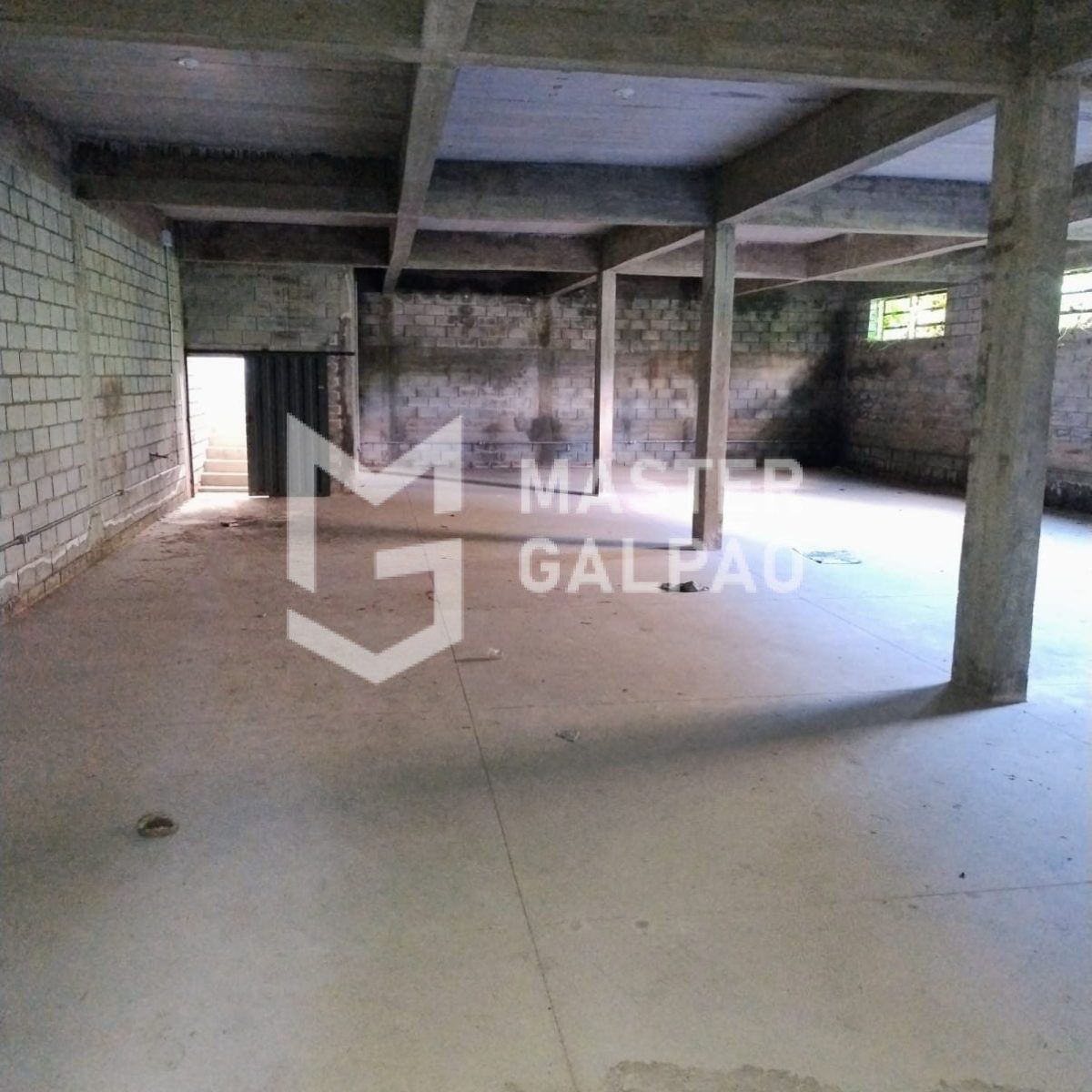 Galpão Comercial 890m² | Petrolândia – Contagem/MG