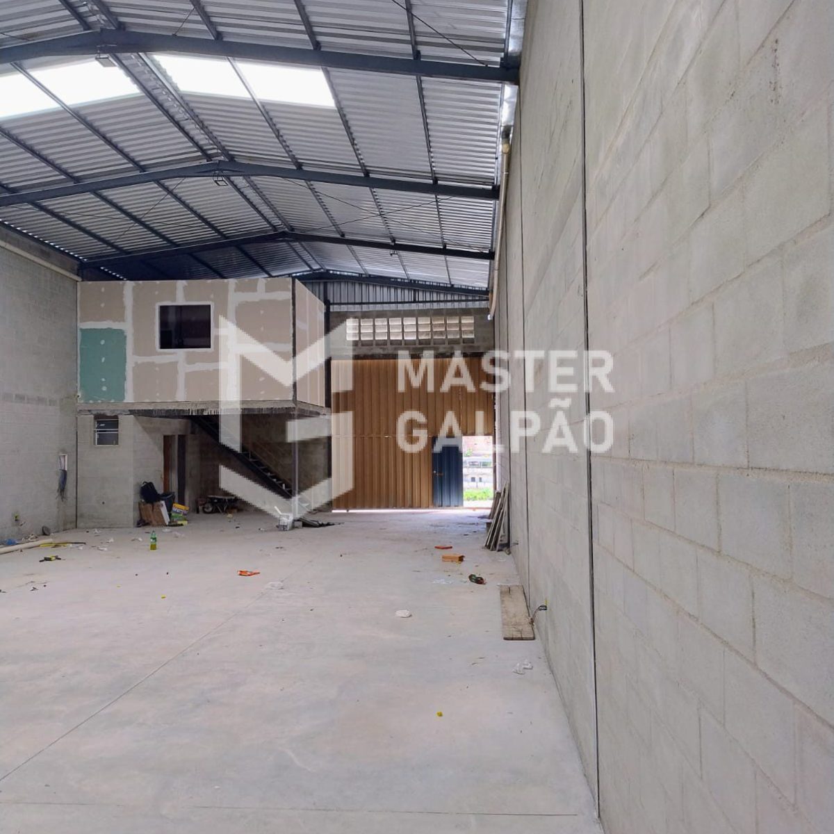 Galpão Comercial 250m² | San Marino – Ribeirão das Neves/MG