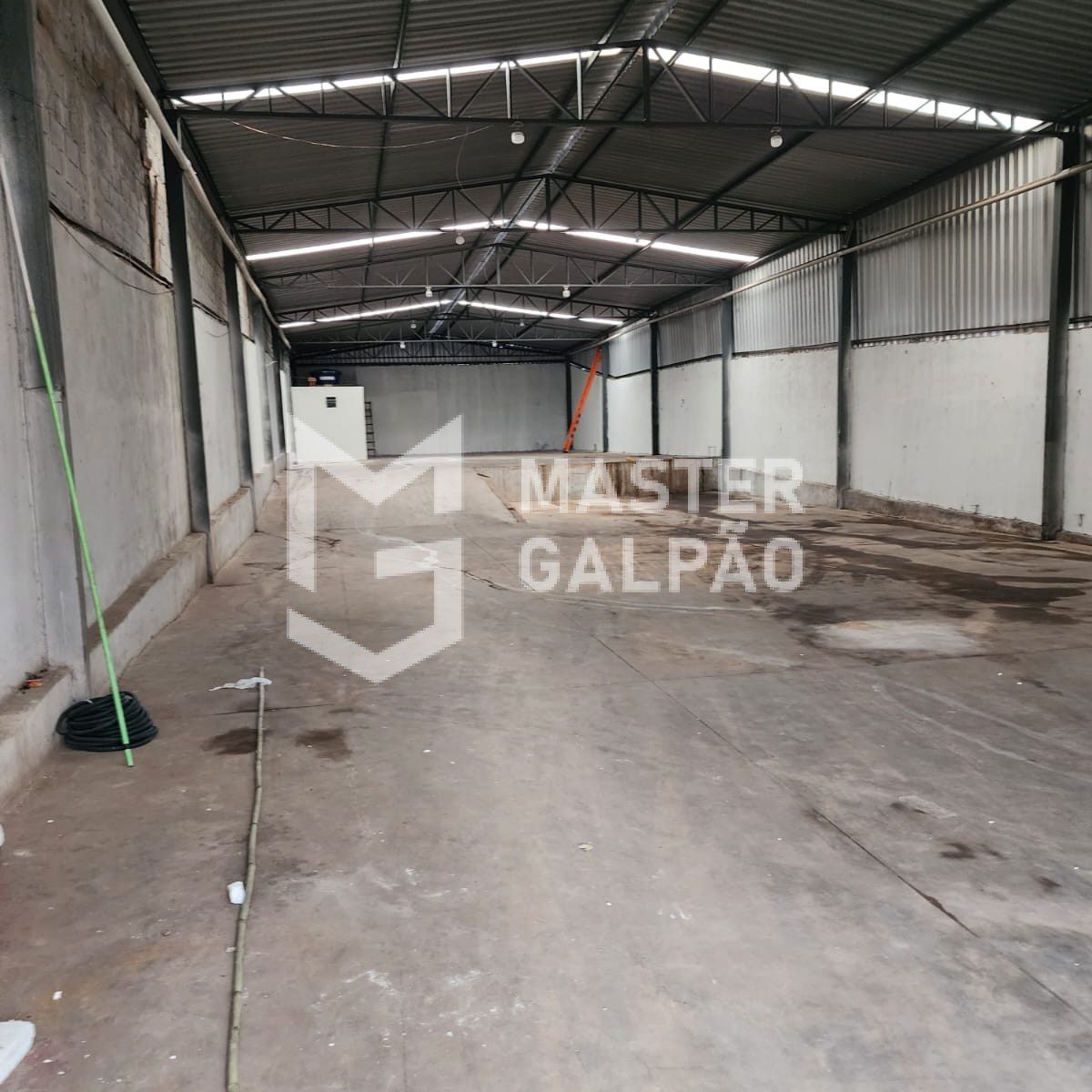 Conjunto de Galpões 1.036m² | São Joaquim de Bicas/MG