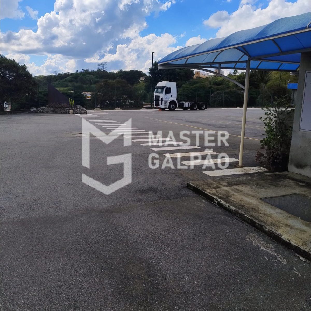 Módulos de 1.500m² com 4 docas | Ribeirão das Neves