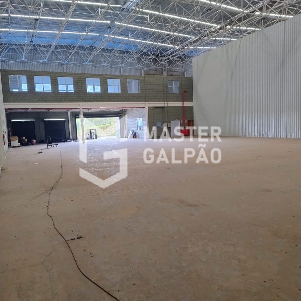 Módulos de 1.500m² com 4 docas | Ribeirão das Neves