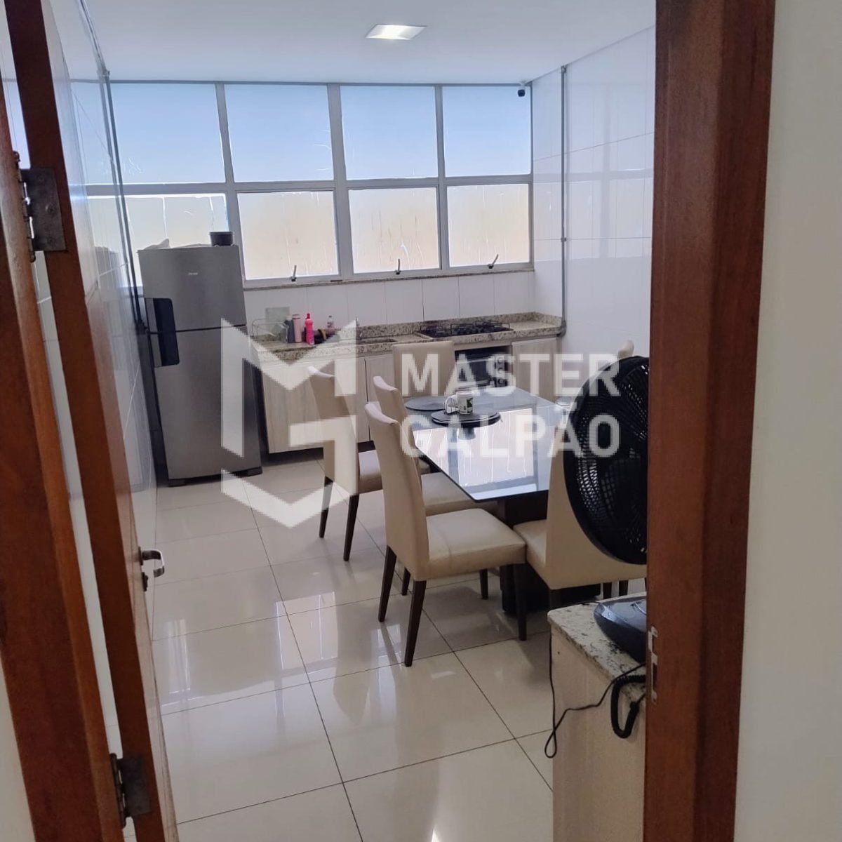 Módulos de 1.500m² com 4 docas | Ribeirão das Neves