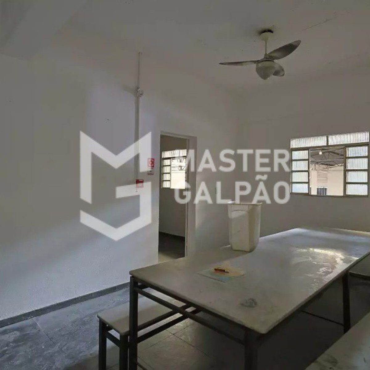 Galpão 2.160m² | Kennedy – Contagem/MG