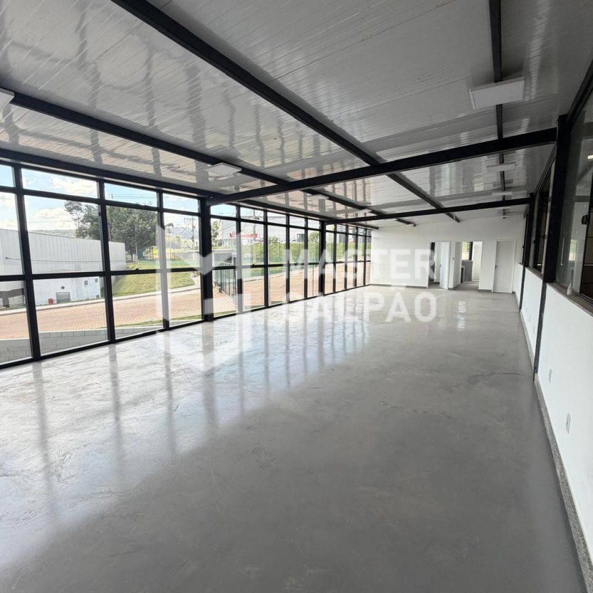 Galpão 3.040m² | Distrito Industrial de Sarzedo-MG
