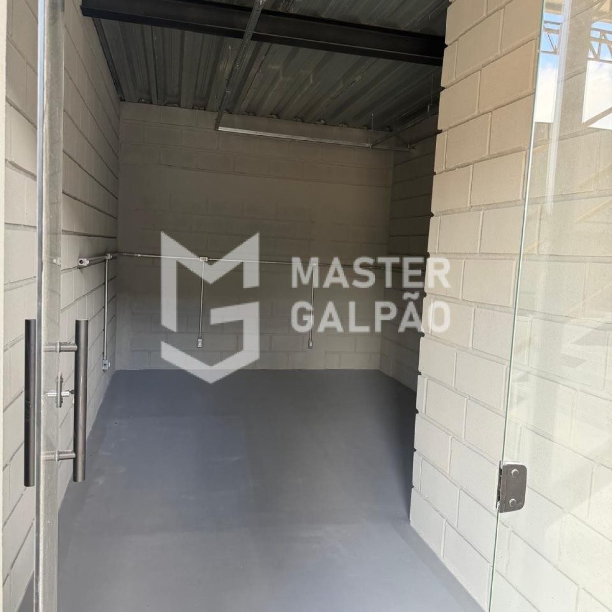 Galpão 2.100m² | Distrito Industrial de Sarzedo/MG