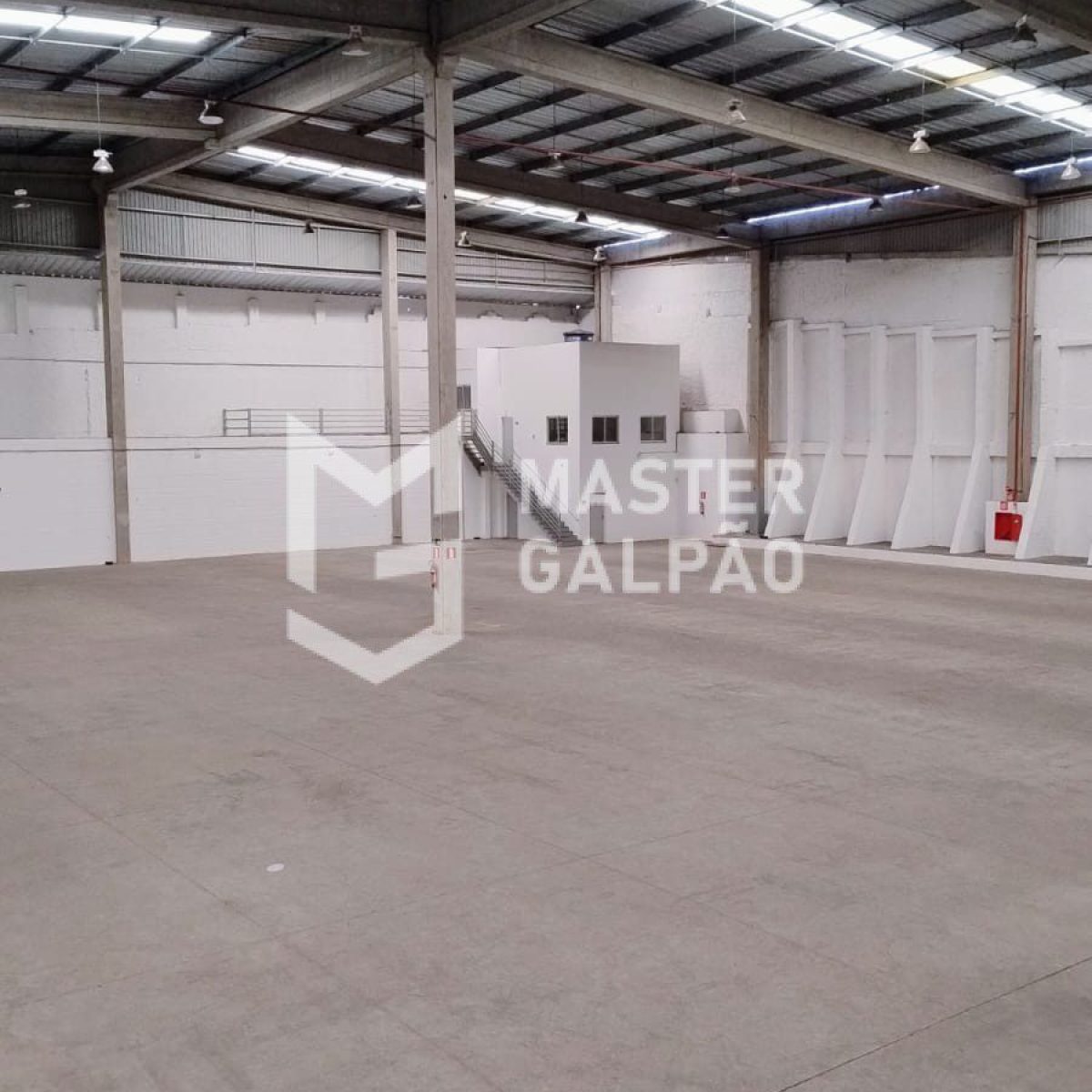 Galpão com subestação 380 KVA | Contagem/MG