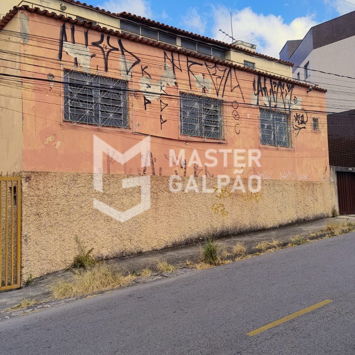 Galpão de 850m² | Jardim Industrial – Contagem/MG