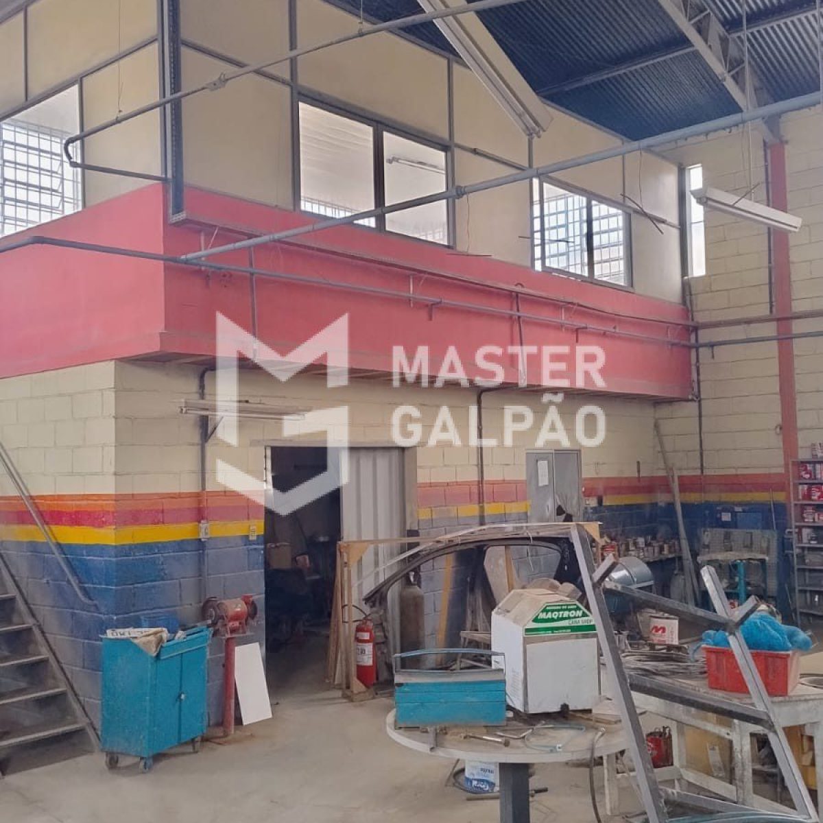Galpão de 850m² | Jardim Industrial – Contagem/MG