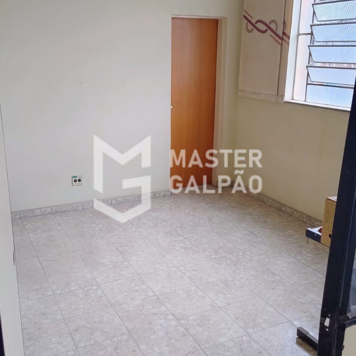 Galpão de 850m² | Jardim Industrial – Contagem/MG
