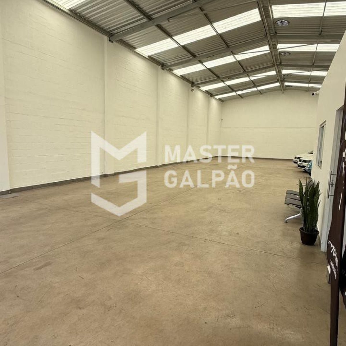 Galpão Comercial de 324m² | Cabral – Contagem/MG