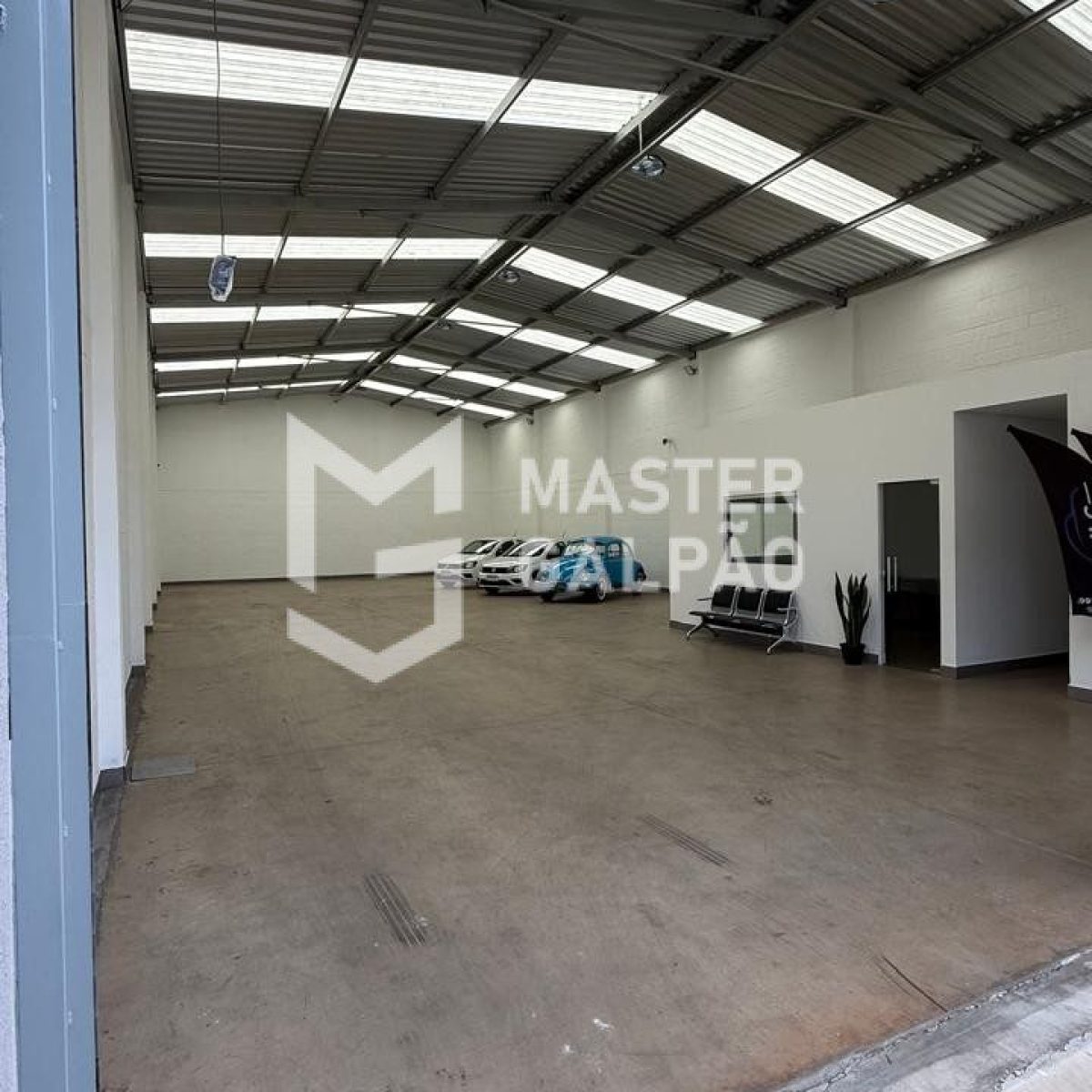 Galpão Comercial de 324m² | Cabral – Contagem/MG