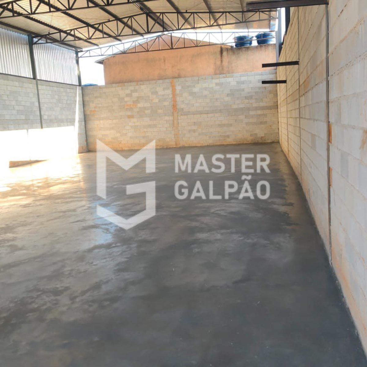 Galpão de 360m² | Bairro Pedra Azul – Contagem/MG