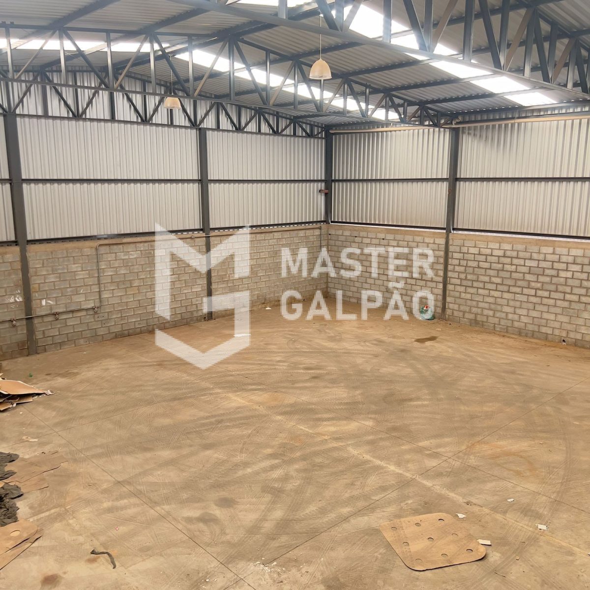 Oportunidade de Galpão Industrial 400m²