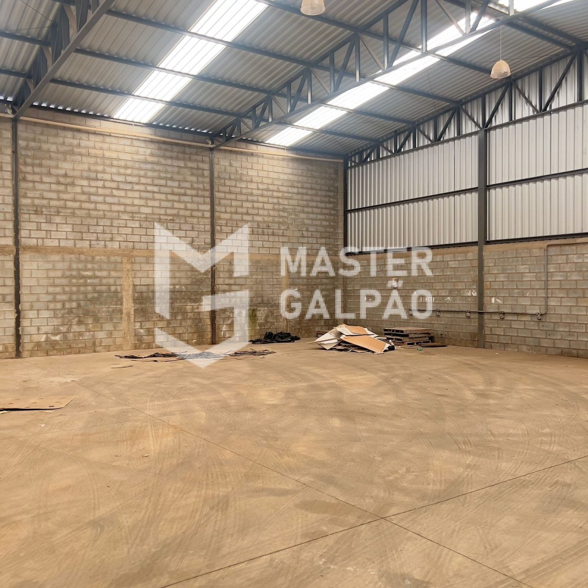 Oportunidade de Galpão Industrial 400m²