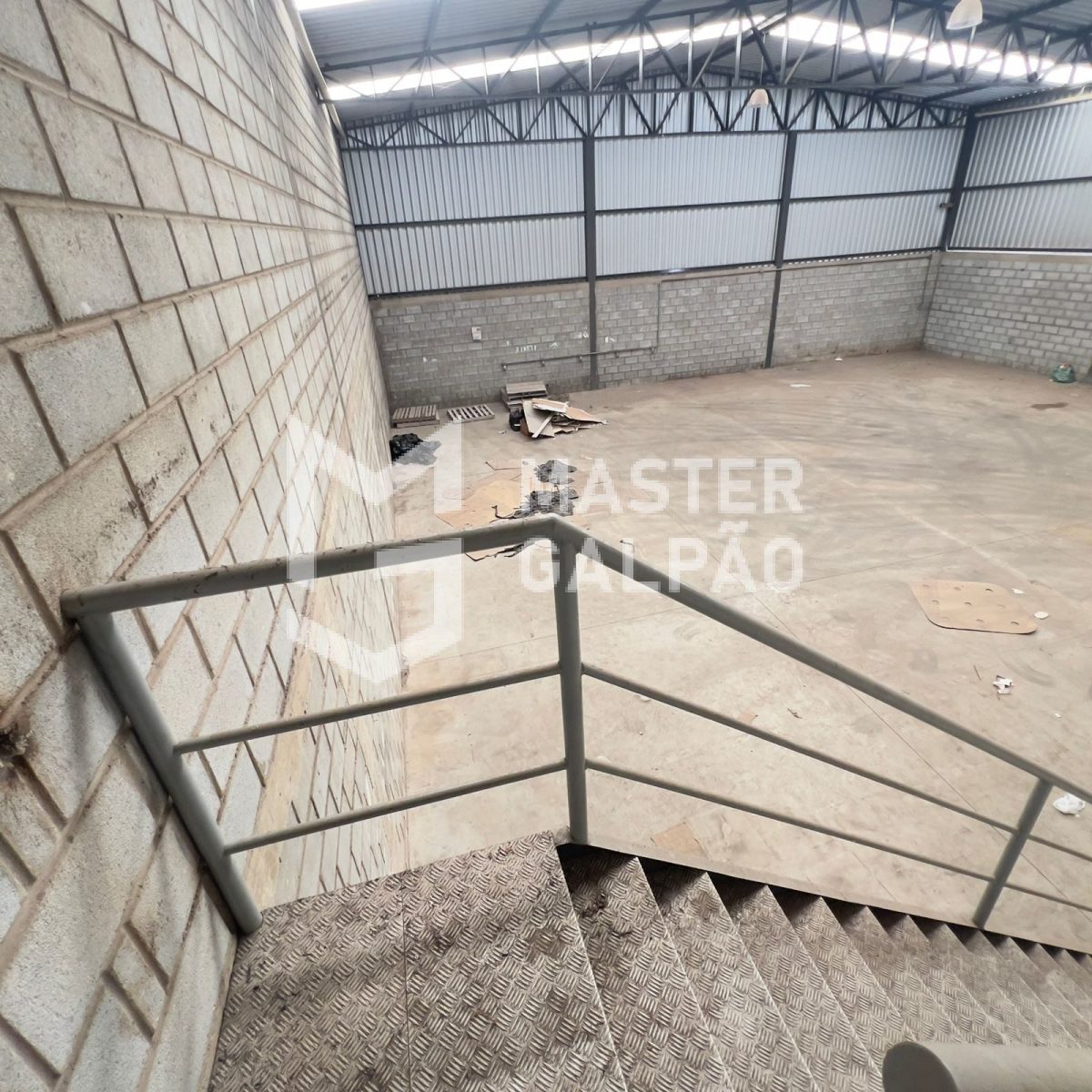 Oportunidade de Galpão Industrial 400m²