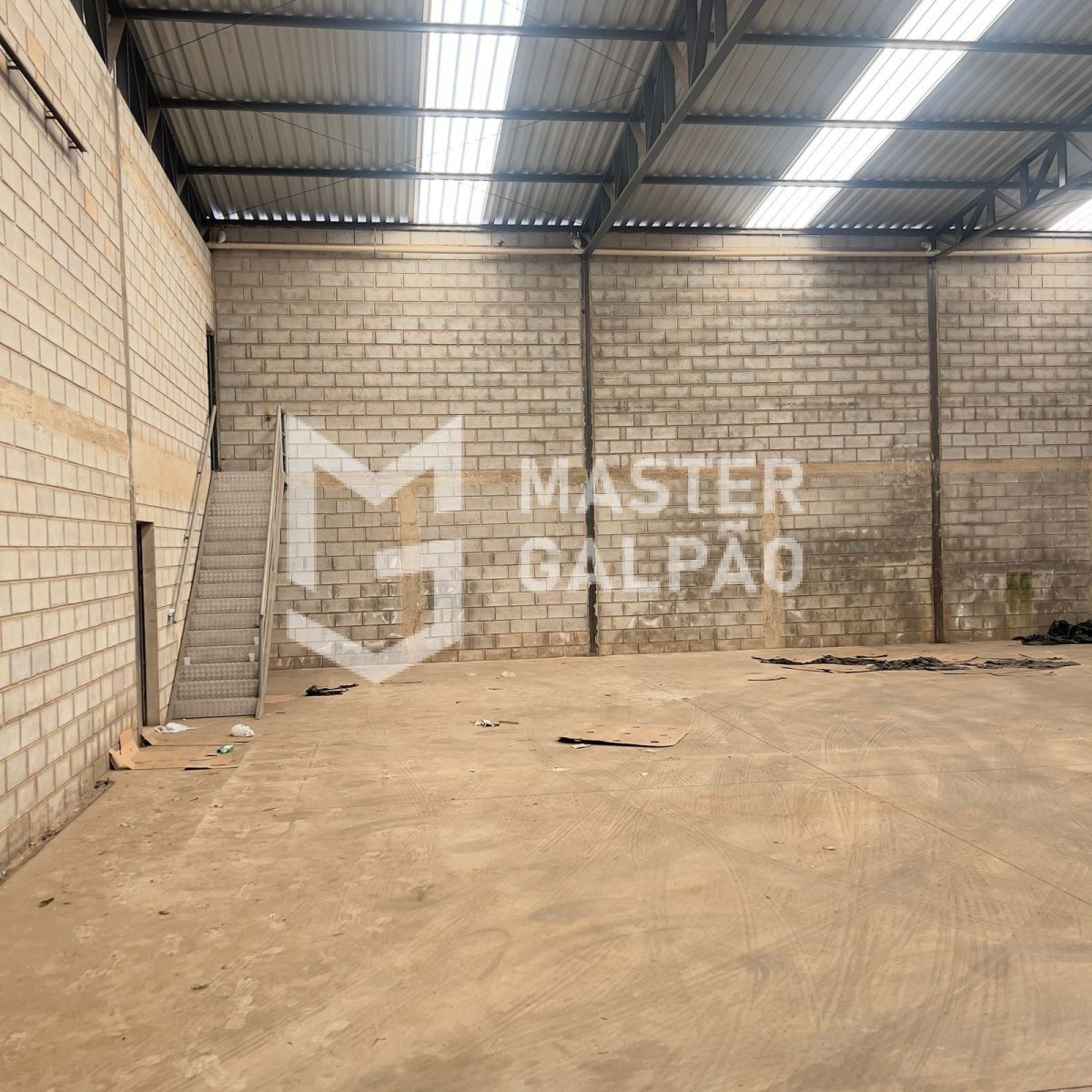 Oportunidade de Galpão Industrial 400m²