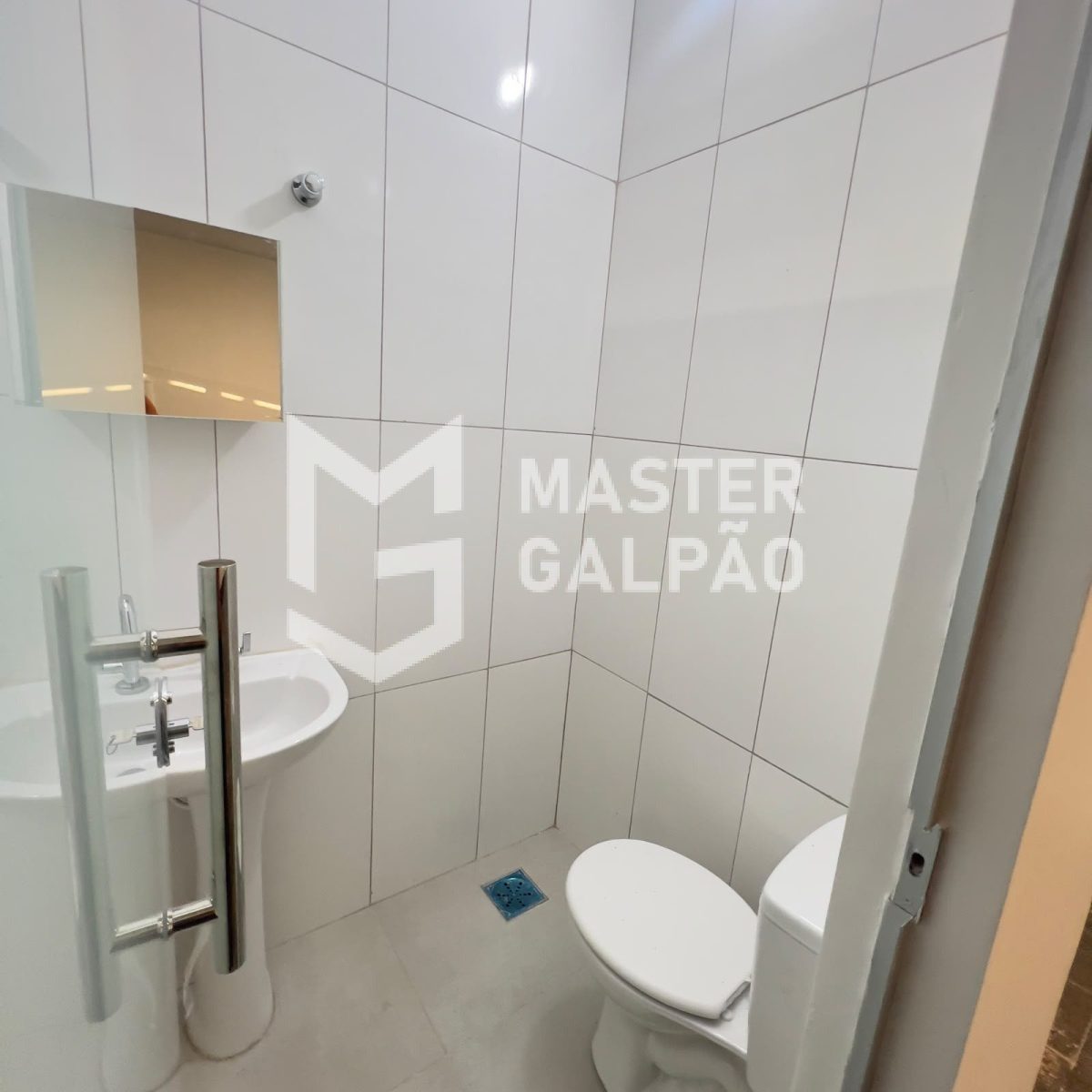 Pátio com Portaria 24h – Brasileia