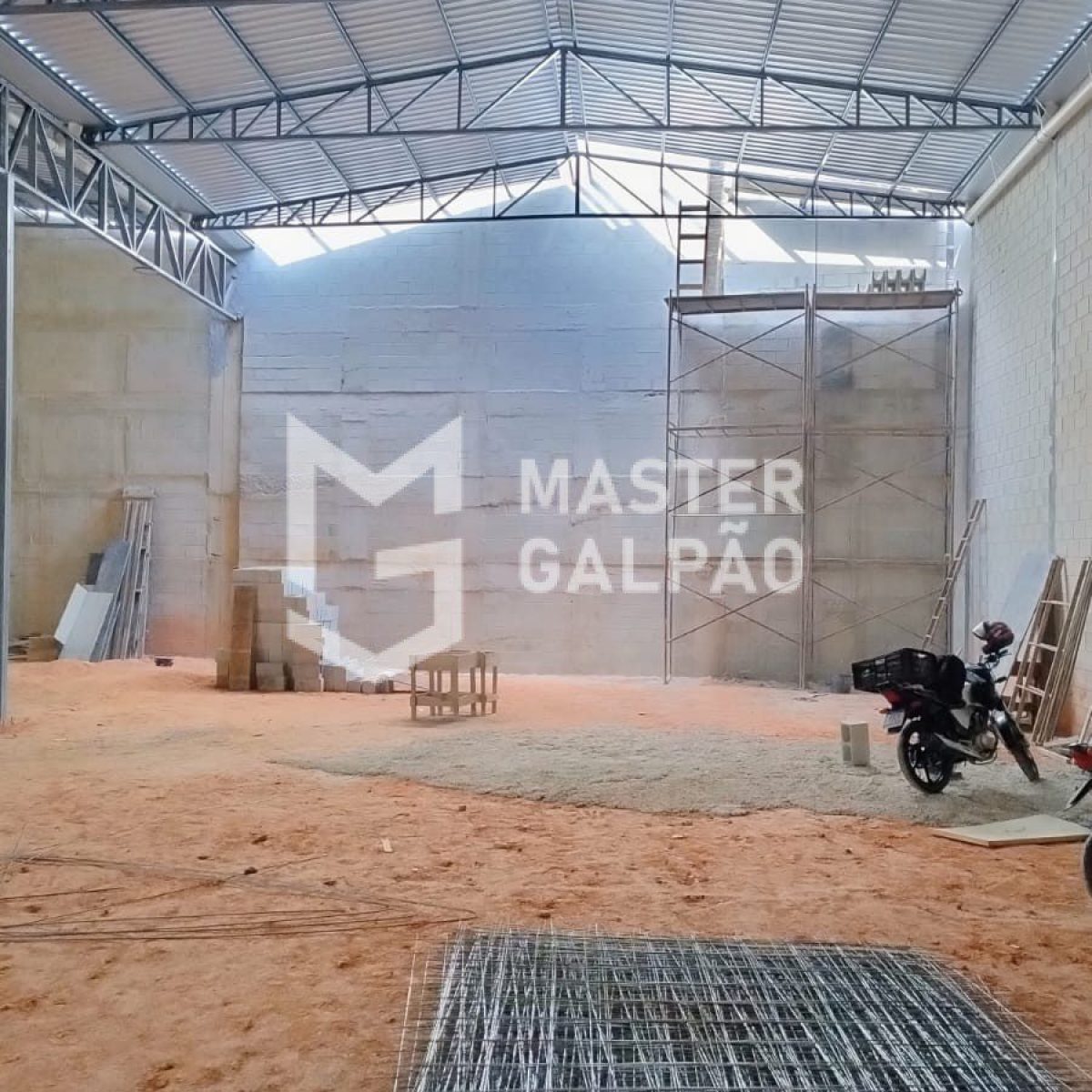 Galpão de 660m² | Arvoredo 2ª Seção - Contagem/MG