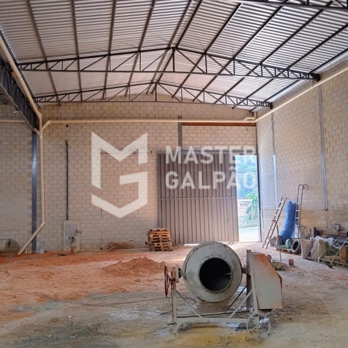 Galpão de 660m² | Arvoredo 2ª Seção - Contagem/MG
